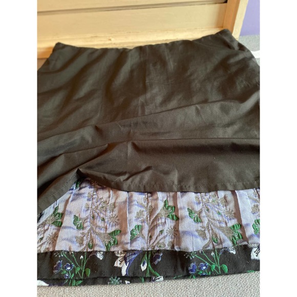 Ann Taylor Woman’s skirt size 12 black with green blue floral design lined FLAW - Picture 9 of 12